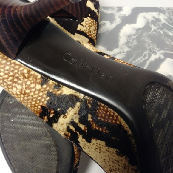 Calvin Klein Dolly Leopard Pumps - Picture 5 of 8